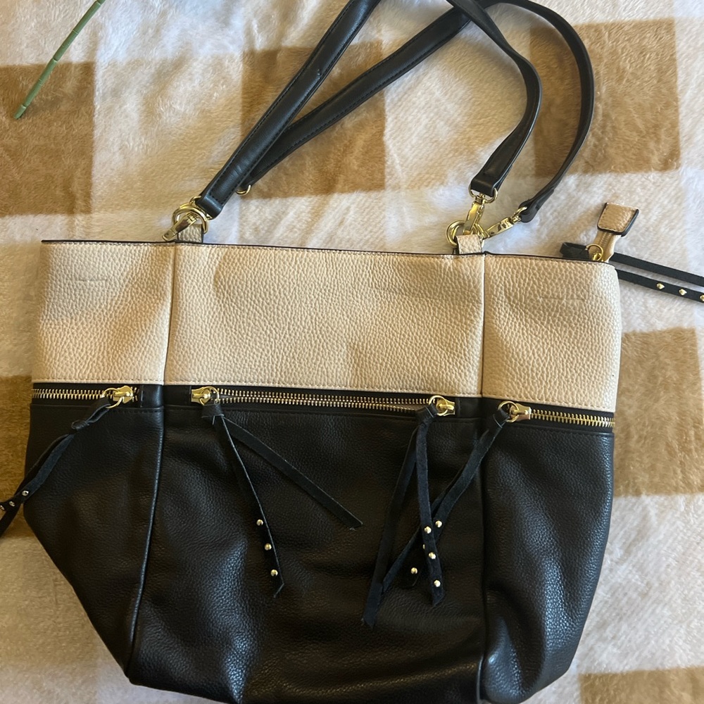 Liv Black + Cream Shoulder Bag